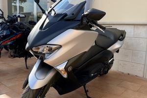 Yamaha T Max 530