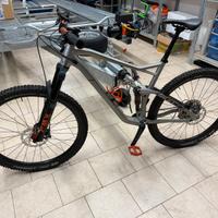 Cube stereo one 22 Race