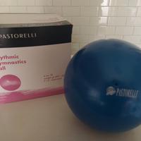 L'attrezzi per ginnastica ritmica.