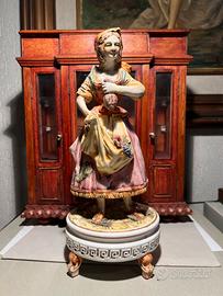 Scultura GAL di Bassano donna da collezione