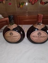 Bottiglie di vino bianco da collezione