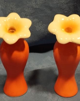 Set di due vasetti uguali di ceramica 