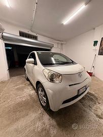 Toyota IQ 2009