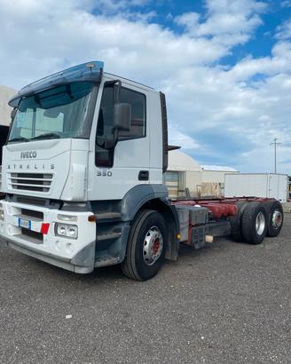 IVECO STRALIS 350CV CABINA CORTA