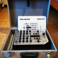behringer pro  mixer vmx 200