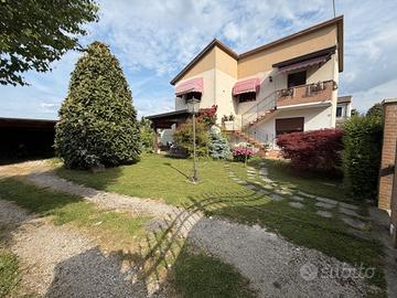 ORIAGO CENTRO Casa Singola divisa in 2 unità
