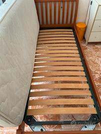 Letto e materasso singolo