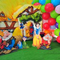 FONDALE CARNEVALE + 4 SAGOME