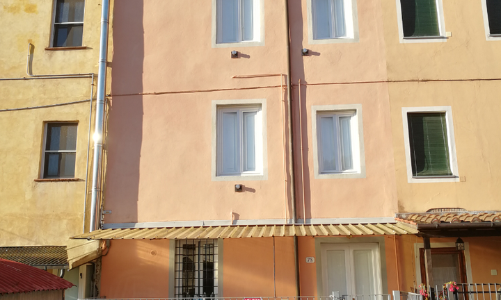 Terra/Tetto + Box/Auto P/A Terreno Resede Privata