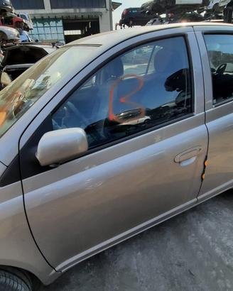 TOYOTA YARIS 2004 - PORTA ANTERIORE SINISTRO
