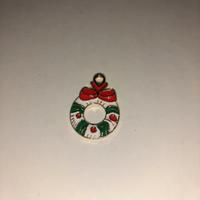 ciondolo ghirlanda natalizia con fiocco rosso