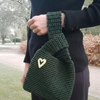 Knot bag all'uncinetto 