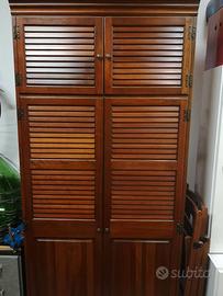 Armadio vecchia America