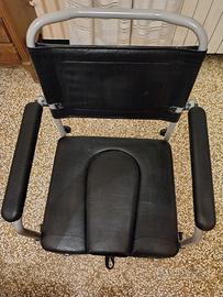 Sedia comoda imbottita con ruote