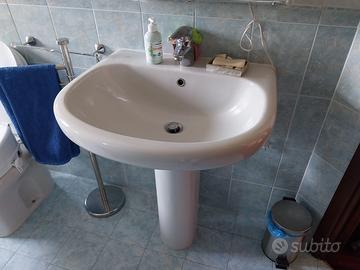 Lavabo bagno classico con colonna