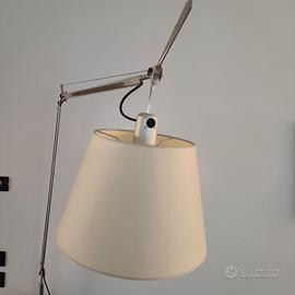 lampada Artemide Tolomeo mega da tavolo 