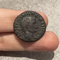 Augusto - Asse - Testa a d. /R SC