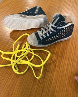 sneakers 39