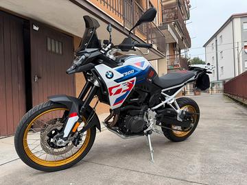 BMW F900GS