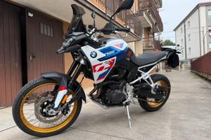BMW F900GS