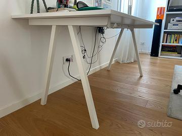 Scrivania bianca TROTTEN