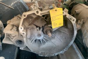 CAMBIO KIA CARNIVAL 2.2 DIESEL ANNO:2003