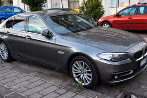BMW Serie 5 520d xDrive Luxury Line – 190 CV