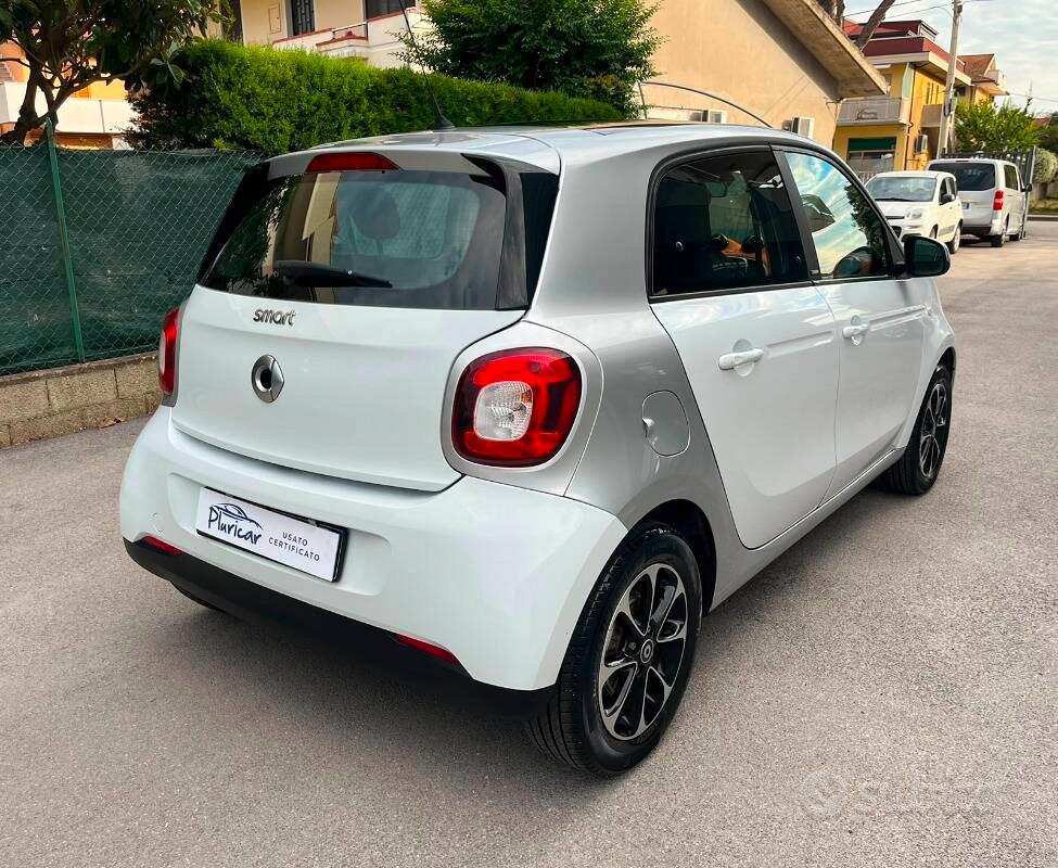 Smart Forfour 2015 photo 5