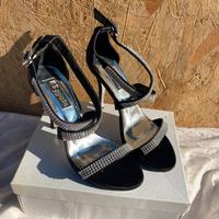 Sandali brillantinati con tracco