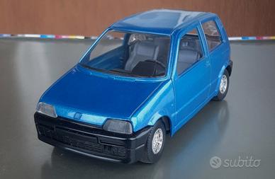 Burago BBurago Fiat Cinquecento 1/24