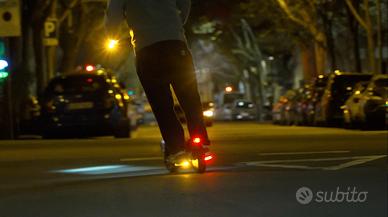 Geniale monopattino Pure Flex ripiegabile