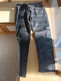 Pantaloni in pelle American Eagle
