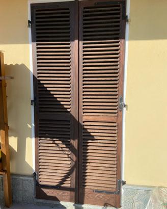 Finestre e persiane in legno