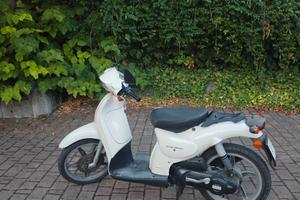 Aprilia Scarabeo 50 