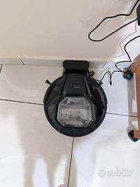 Robot aspirapolvere