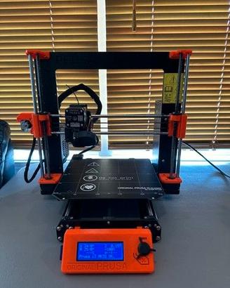 Stampanti 3D Prusa i3 MK3S+ + piatti aggiuntivi
