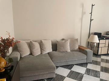 Divano con chaise longue Verzelloni