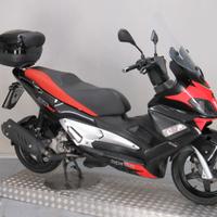 Aprilia SR Max 300 - 2012