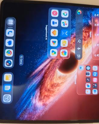 Honor Magic V6 colore nero.