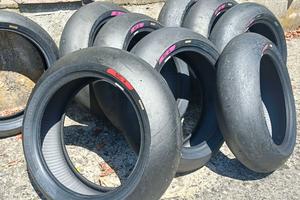 Pirelli e Dunlop sbk