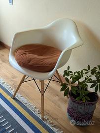 Coppia di sedie stile Eames