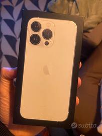 Scatola iPhone 13 pro
