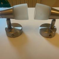 due faretti argento da muro