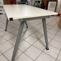 Scrivania piccola misura 130x60 cm