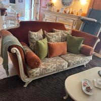 Divano completo di poltroncine