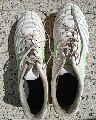 scarpe calcio taglia 44 mizuno