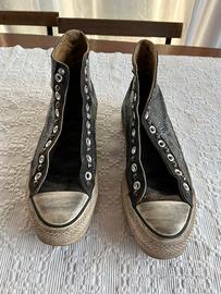 Converse pitonate con platform