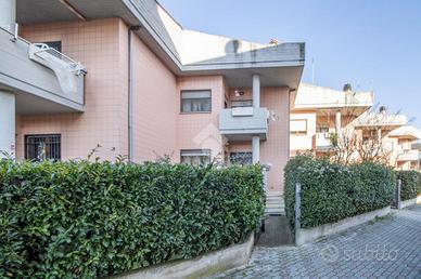 VILLA A SCHIERA A RIETI