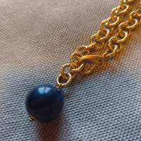 Collana con ciondolo in pietra dura