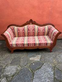 Divano in legno e stoffa 